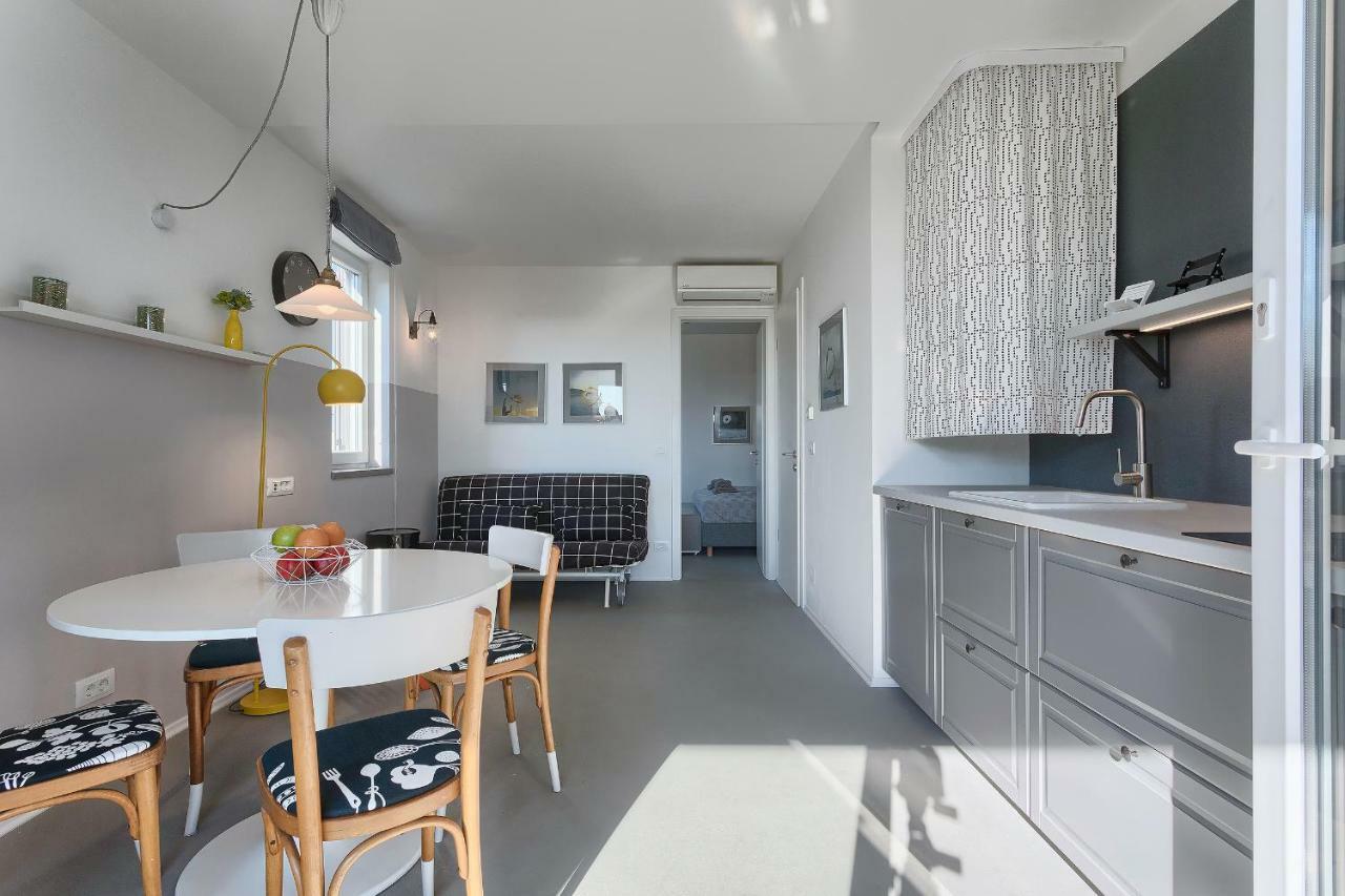 Casa Mia Apartments Premantura Bagian luar foto