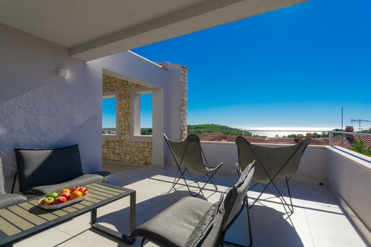 Casa Mia Apartments Premantura Bagian luar foto